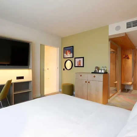 Hampton By Hilton Krakow Airport Hotel Balice